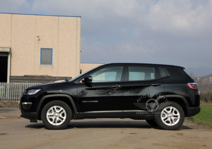 Jeep Compass 1.4 MultiAir 2WD Sport MODELLO 2020 nera Concessionario Auto Facchetti Bergamo